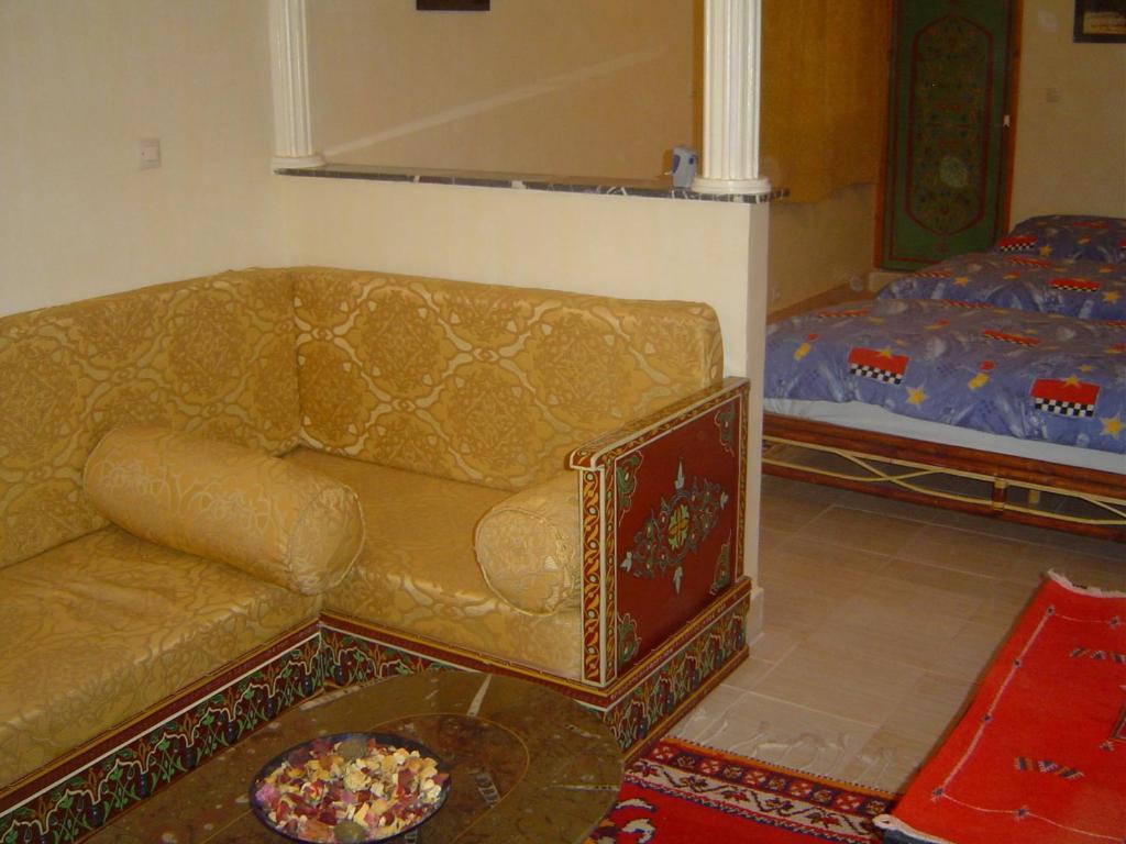 Le Temps De Vivre Bed & Breakfast Ouarzazate Bagian luar foto